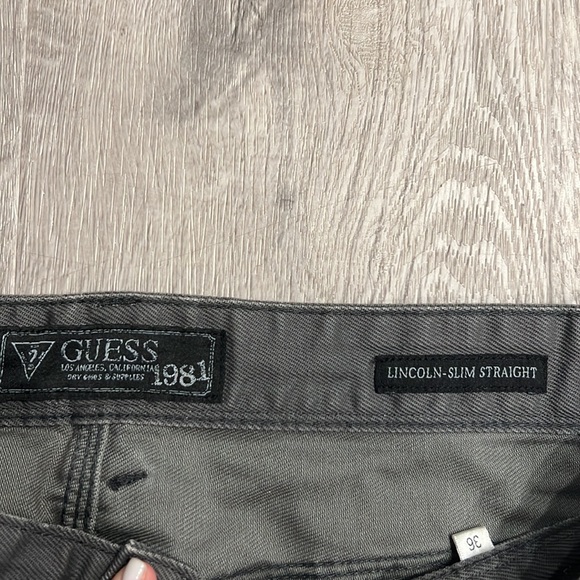 Guess jeans - Picture 2 of 8